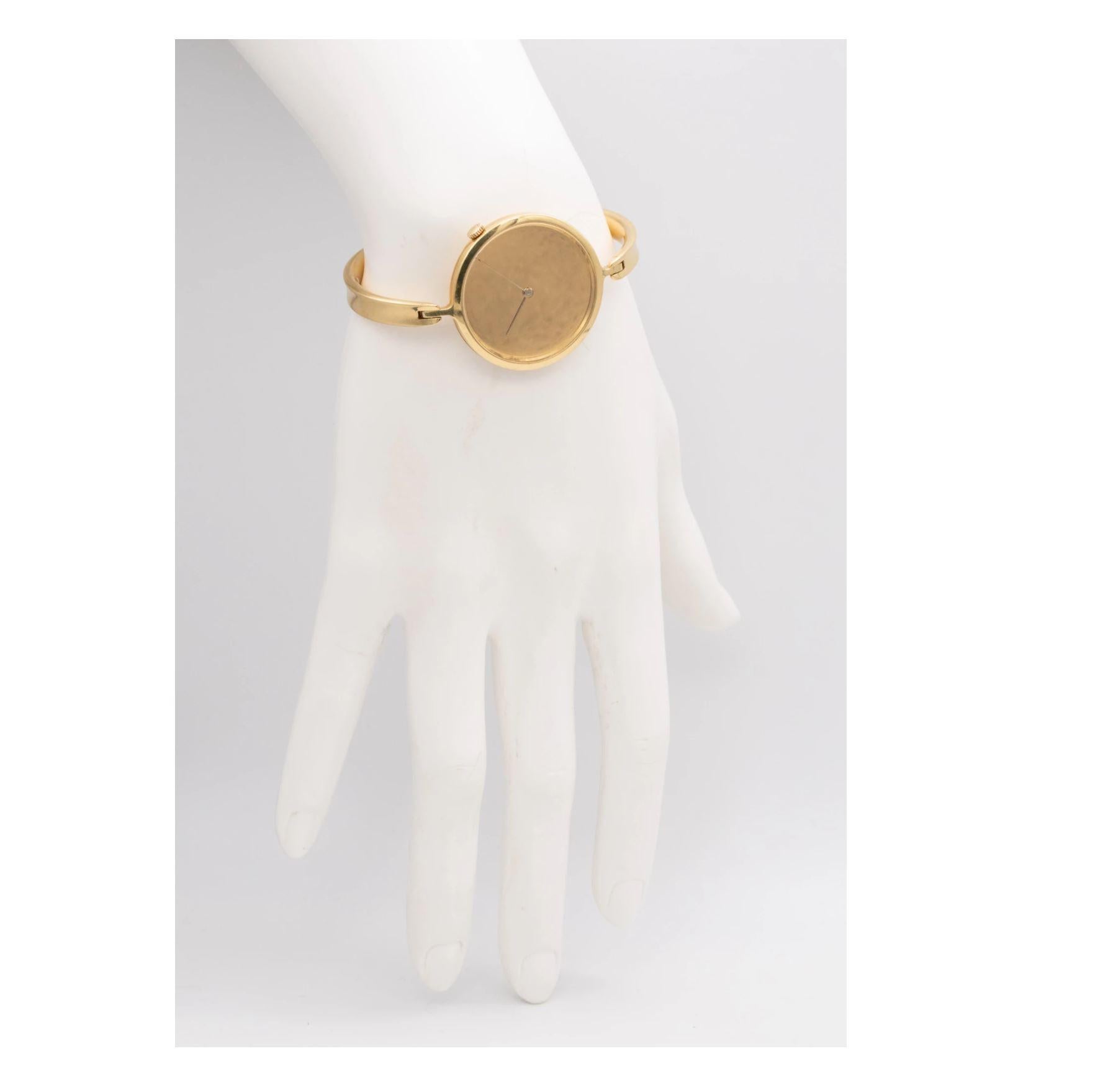 Georg Jensen 1967 Vivianna Torun Rare Sculptural Bracelet-Watch 18Kt Yellow Gold In Excellent Condition In Miami, FL