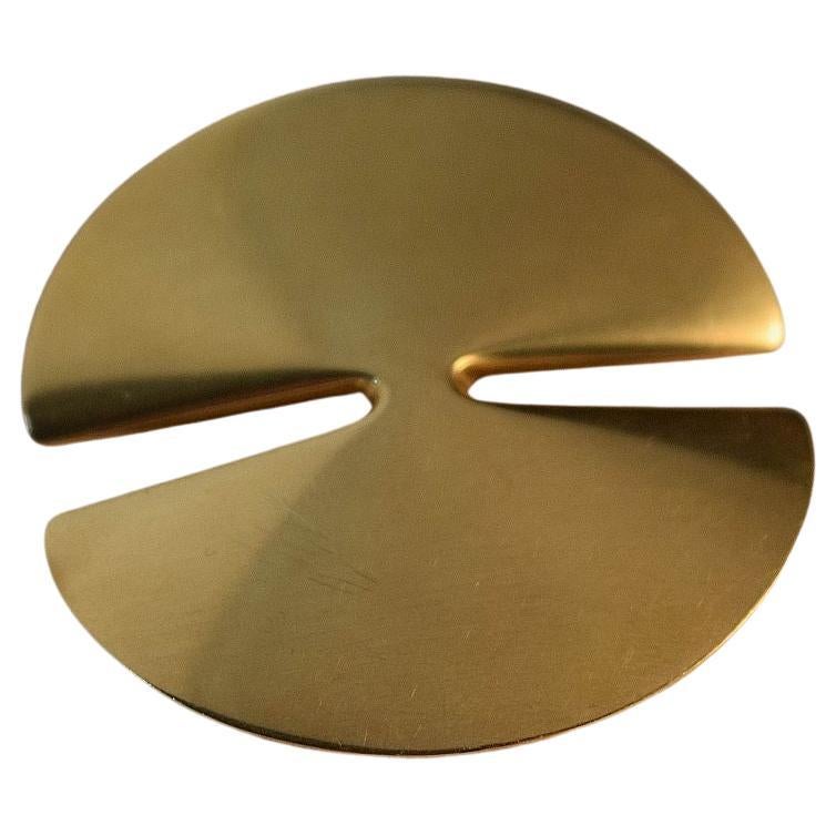 Georg Jensen 1k gold brooch by Nanna Ditzel 13337B For Sale
