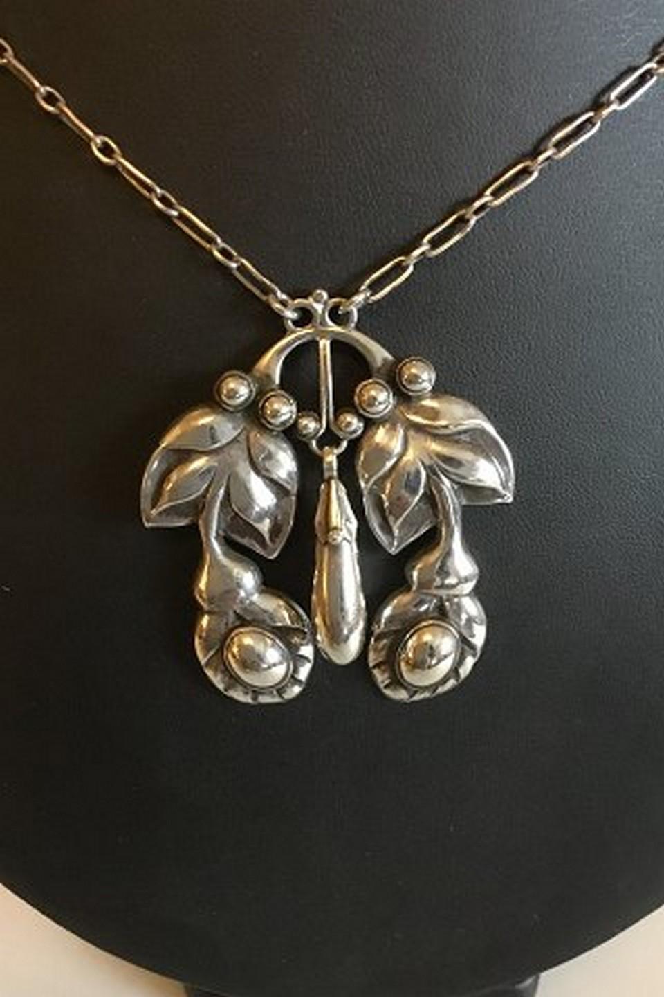 Georg Jensen 830 Silver Art Nouveau Necklace with Silver Stones No 26 In Good Condition For Sale In Copenhagen, DK