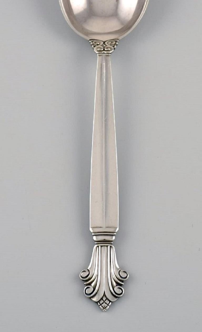 Georg Jensen Acanthus dessert spoon in sterling silver. Two spoons are available.
Measure: Length: 17.5 cm.
In excellent condition.
Stamped.
Our skilled Georg Jensen silversmith / goldsmith can polish all silver and gold so that it appears new.