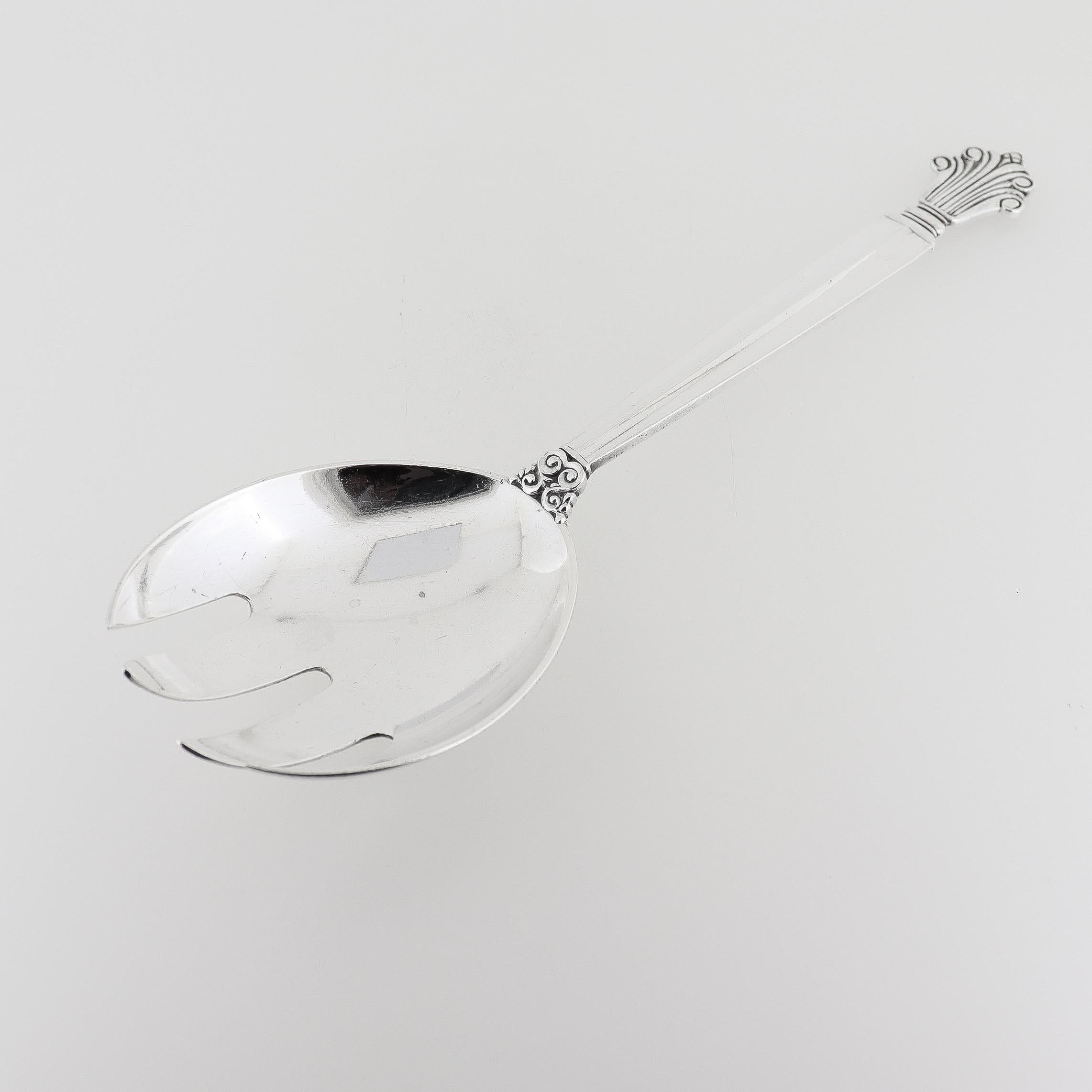 Scandinavian Modern Georg Jensen Acanthus Pattern Solid Sterling Silver Serving Fork For Sale
