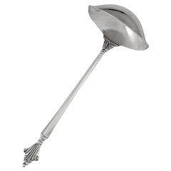 Georg Jensen Louche à sauce en argent Acanthus 153