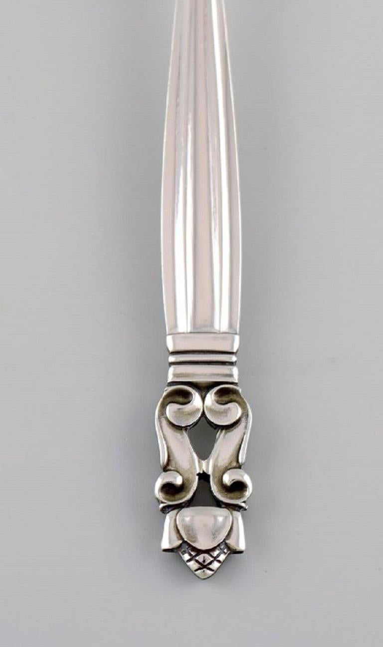 Georg Jensen Eichel-Fischgabel aus Sterlingsilber, zwölf Gabeln sind erhältlich (Art déco) im Angebot