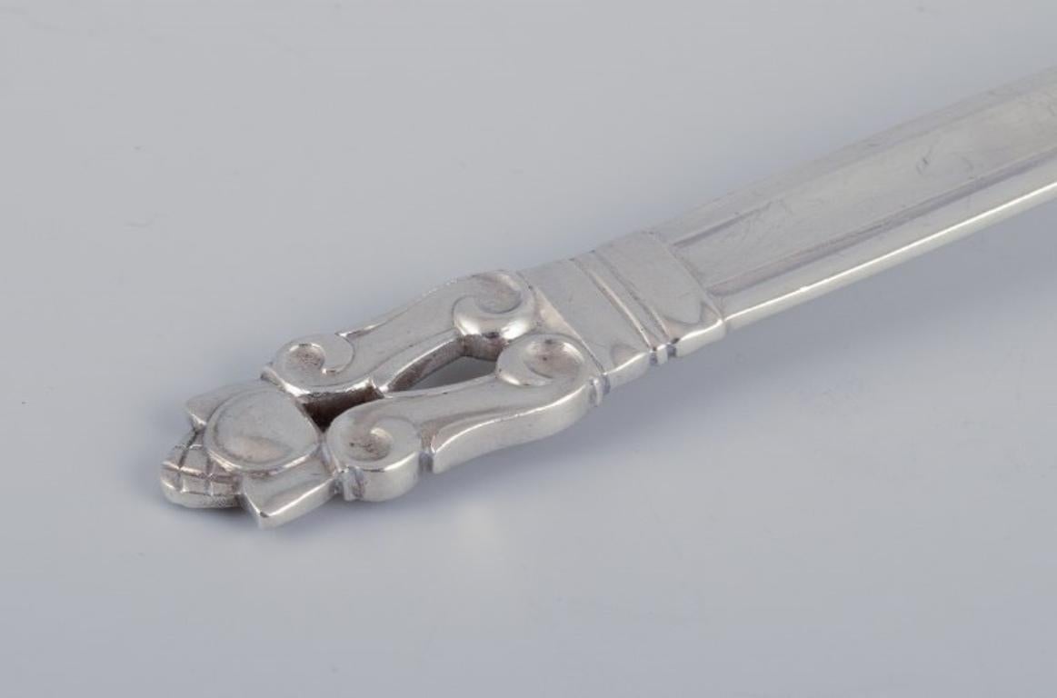 Georg Jensen Acorn, quattro cucchiai da brodo in argento sterling. In condizioni ottime in vendita a Copenhagen, DK