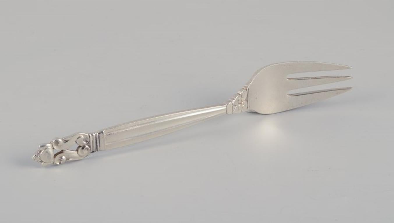 Georg Jensen Bellota.
Cuatro tenedores de pescado en plata de ley.
Hallmark: Después de 1944.
En excelente estado, con mínimas señales de uso.
Con sello de importación sueco.
Dimensiones: L 16,5 cm.