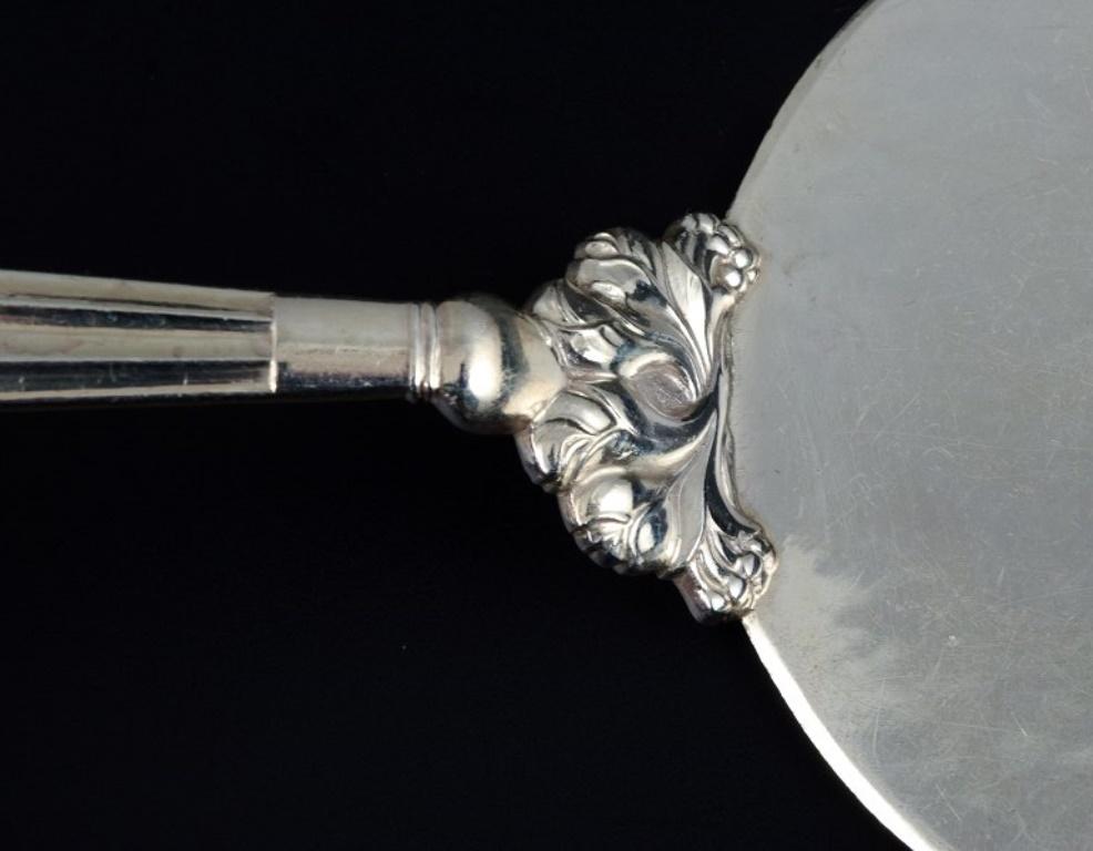 Mid-20th Century Georg Jensen, Acorn, Large Serving Spade in Sterling Silver, 1933-1944 For Sale