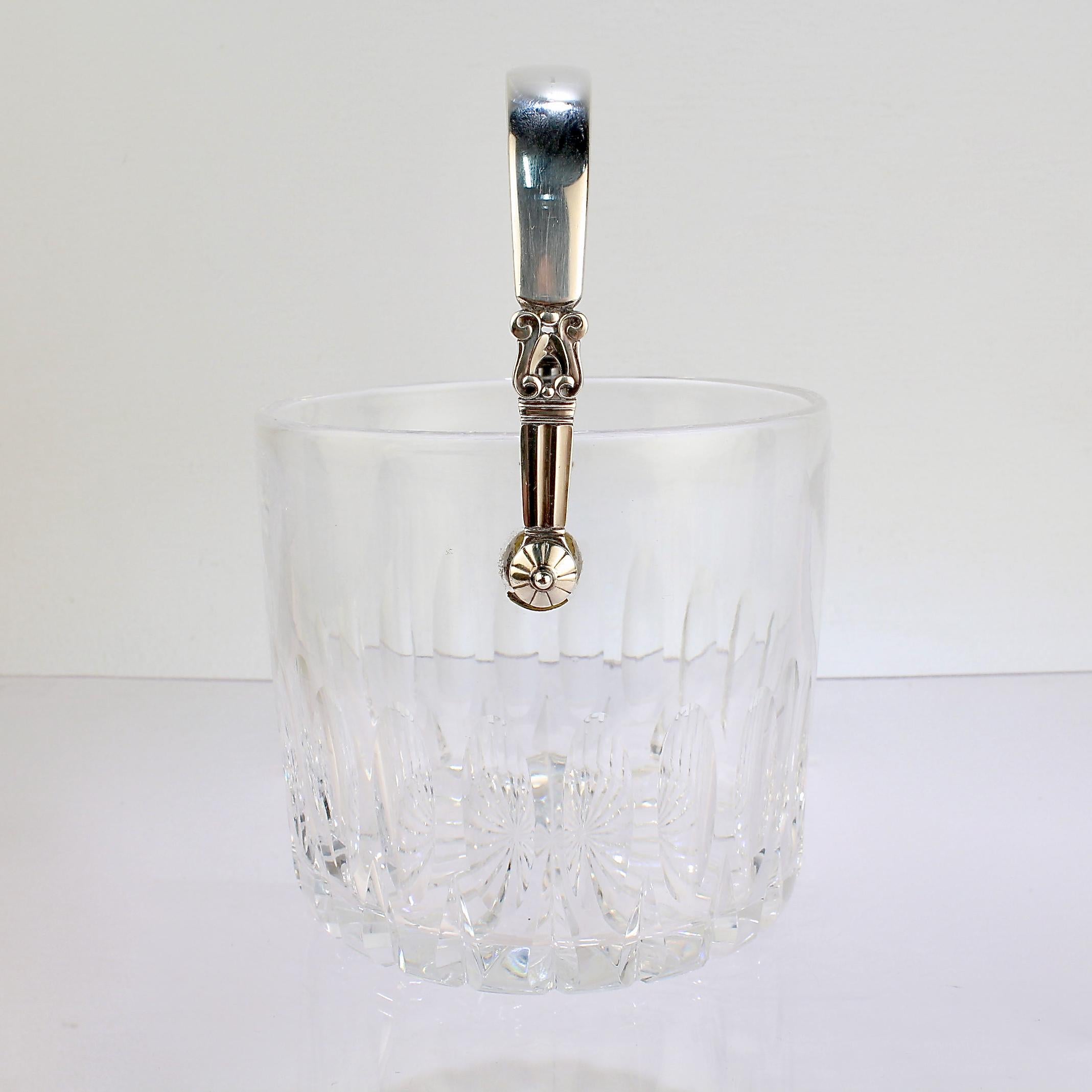 Taille ronde Seau à glace Georg Jensen en argent sterling et cristal à motif de glands par Johan Rohde en vente