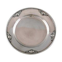 Georg Jensen "Acorn" Round Tray in Sterling Silver, Designer Johan Rohde