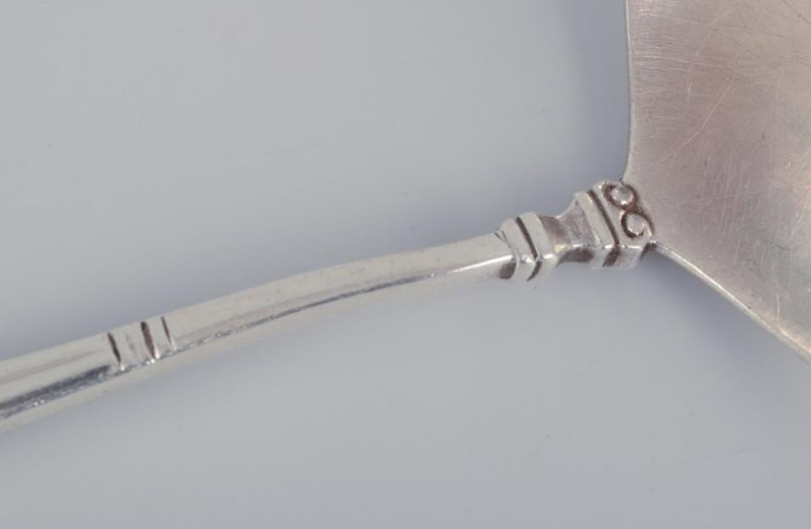 Georg Jensen, Bellota. Cuchara salsera de plata de ley. Todo plata. en Excelente estado para la venta en Copenhagen, DK