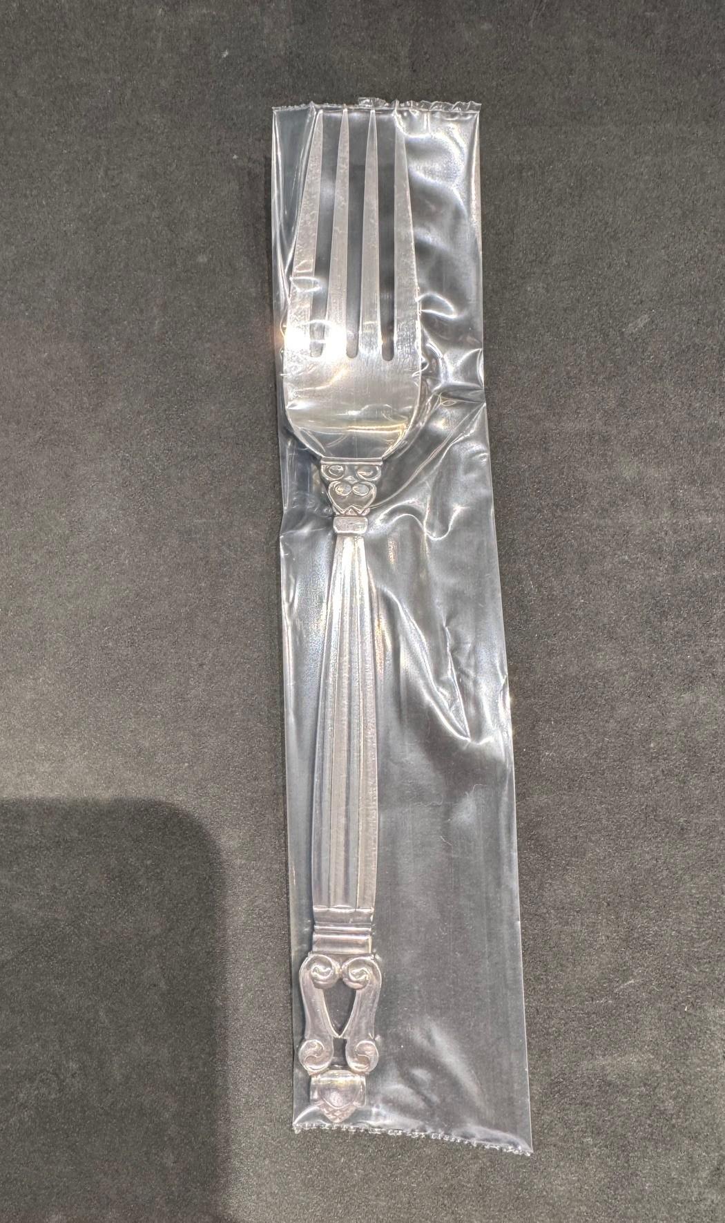 Danois Georg Jensen Fourchette à dîner en argent Sterling Acorn 012 en vente