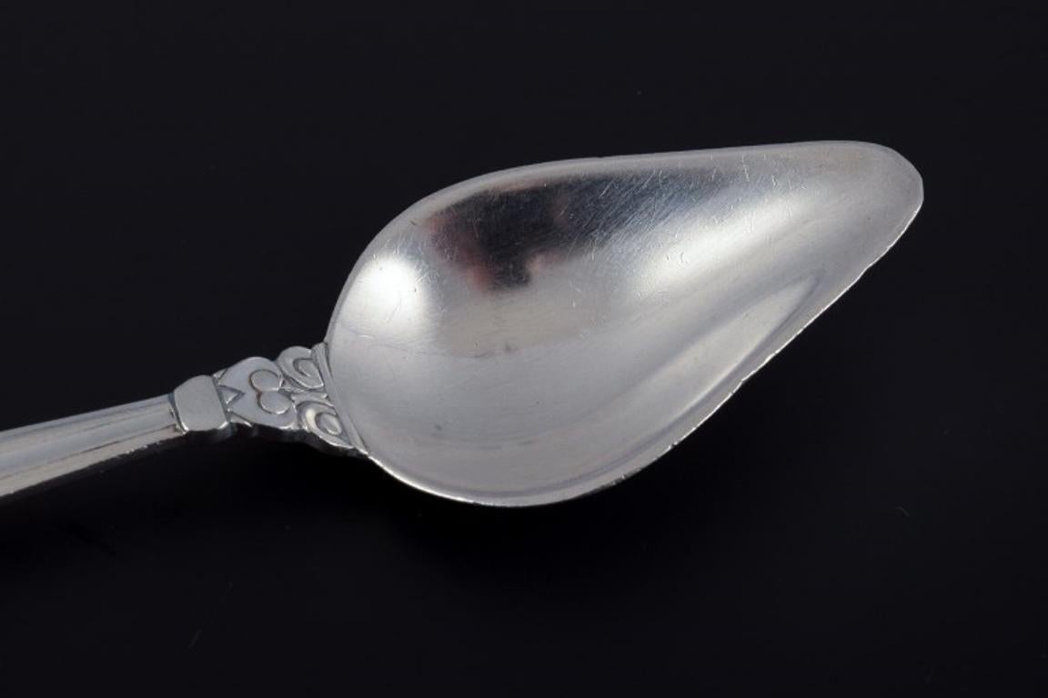 Georg Jensen Acorn, two grapefruit spoons. Mid-20th century. In Excellent Condition For Sale In Copenhagen, DK