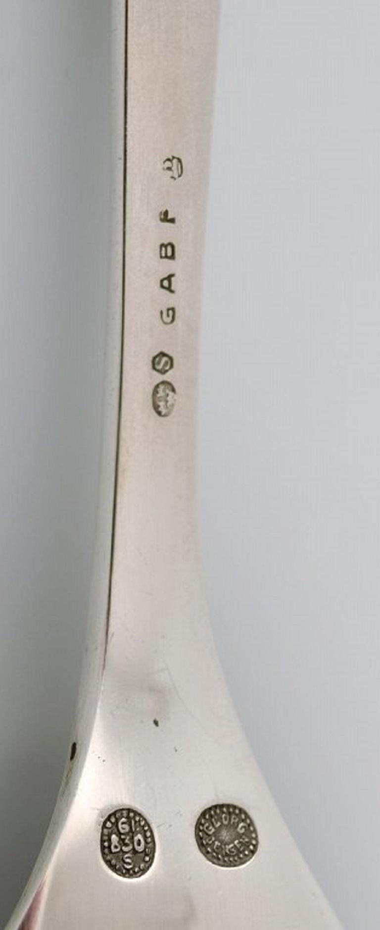 Danish Georg Jensen Akkeleje Serving Spoon in Silver 830. Ca. 1920 For Sale