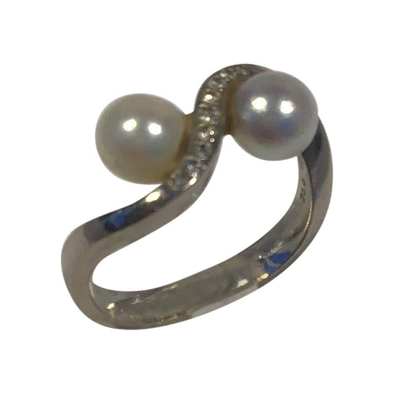 Georg Jensen and Wendel 18 Karat White Gold Ring with Pearls and Brillants For Sale