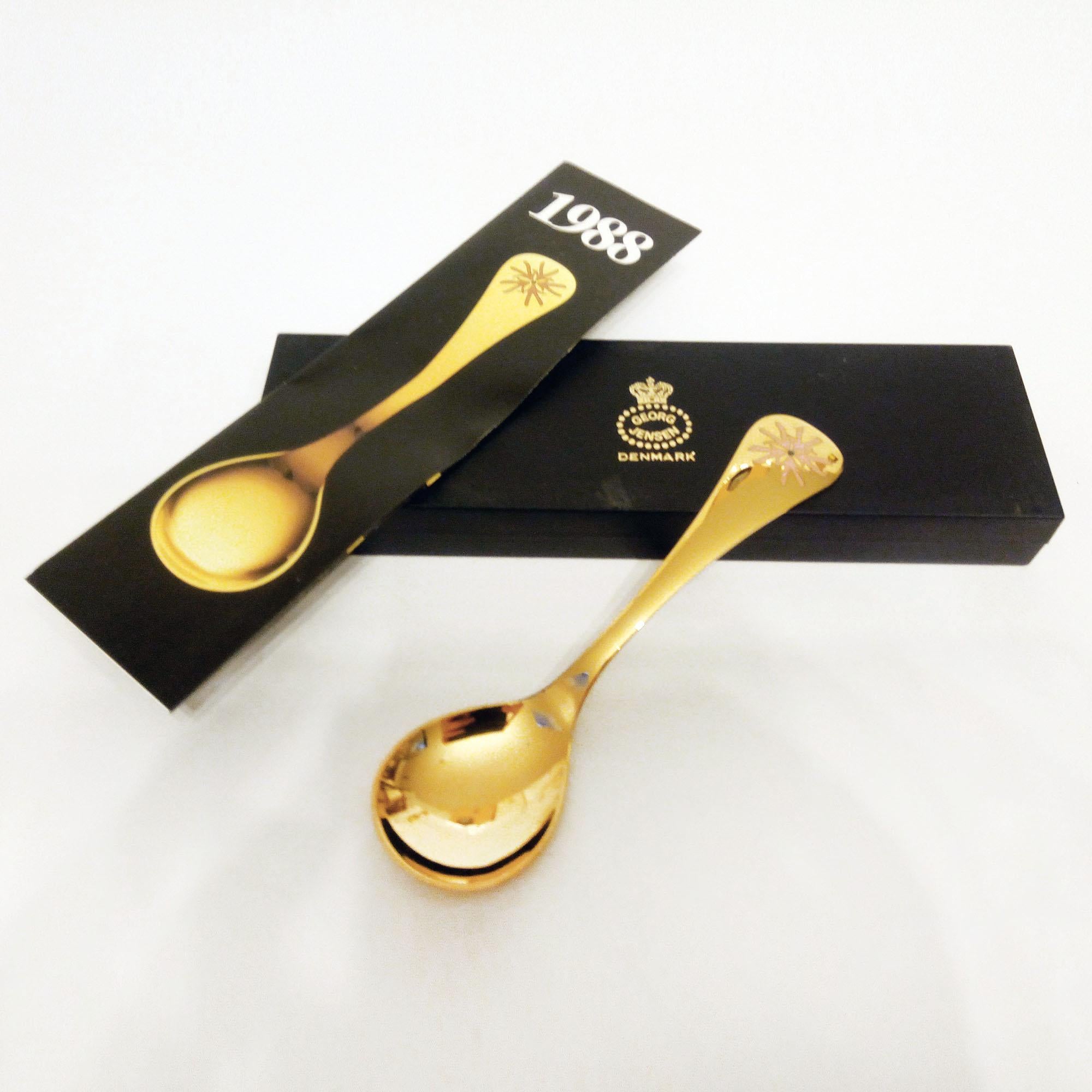 Georg Jensen Cucharas Anuales Plata de Ley Dorada con Esmalte, Lote de 10 Plata esterlina en venta