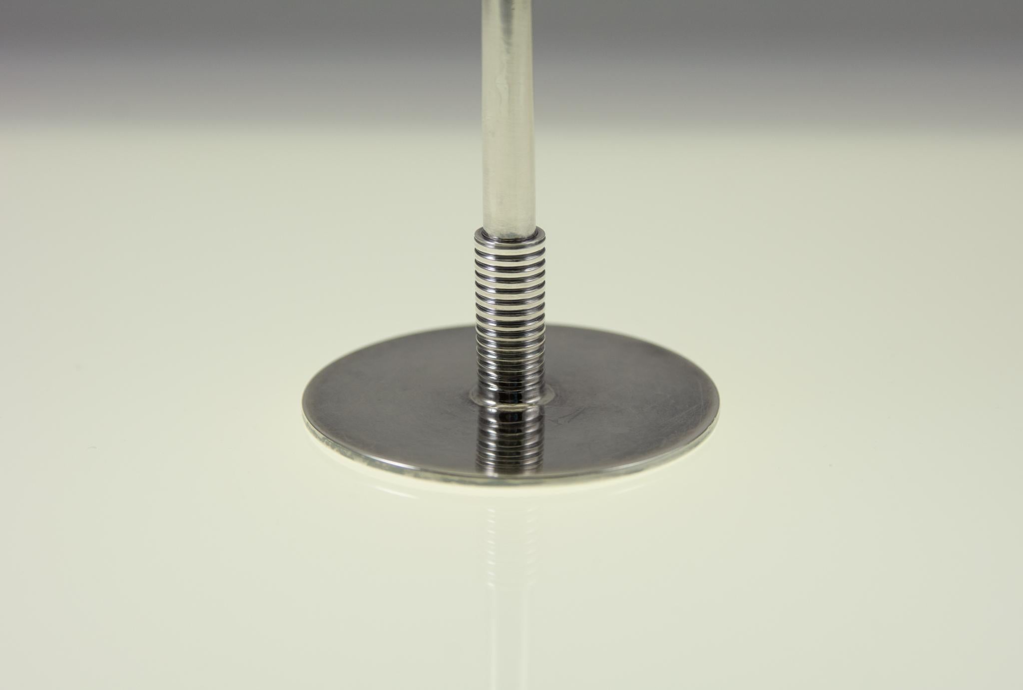 Tazza Georg Jensen Art Decó de plata de ley modelo 718 de Sigvard Bernadotte Plata esterlina en venta