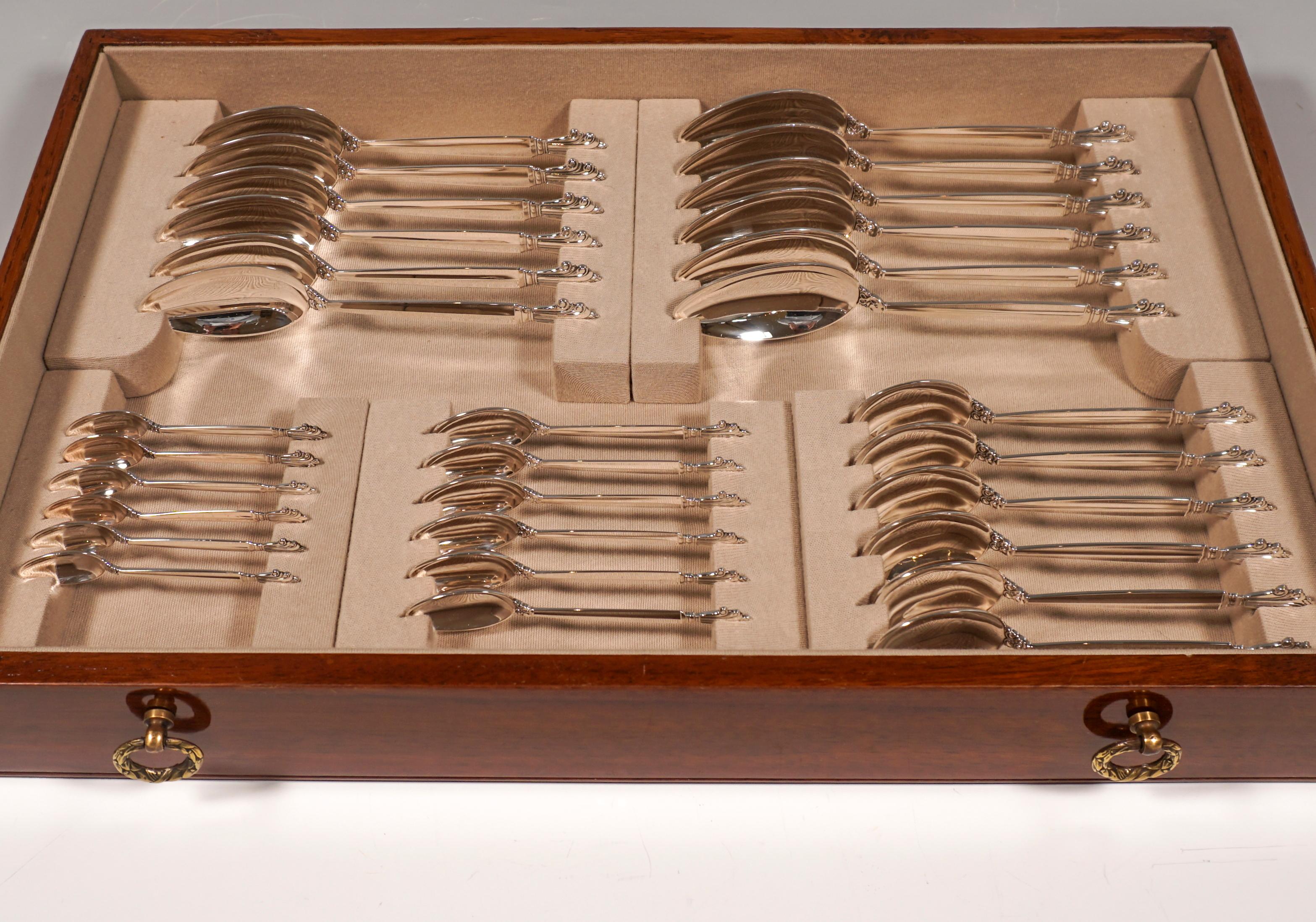 Hand-Crafted Georg Jensen  Silver Cutlery Set Acanthus in Showcase, Design Johan Rohde c 1945