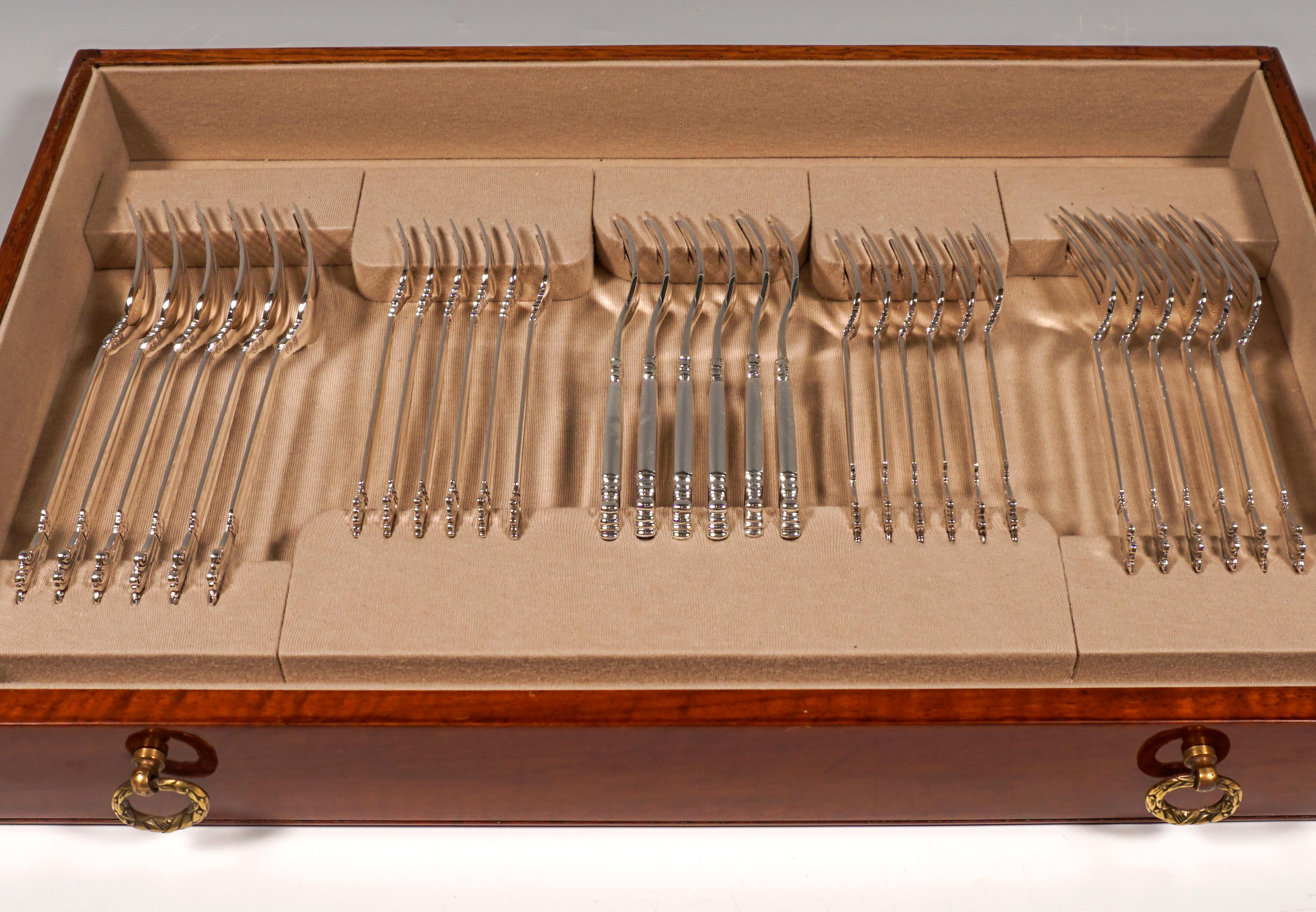 Mid-20th Century Georg Jensen  Silver Cutlery Set Acanthus in Showcase, Design Johan Rohde c 1945
