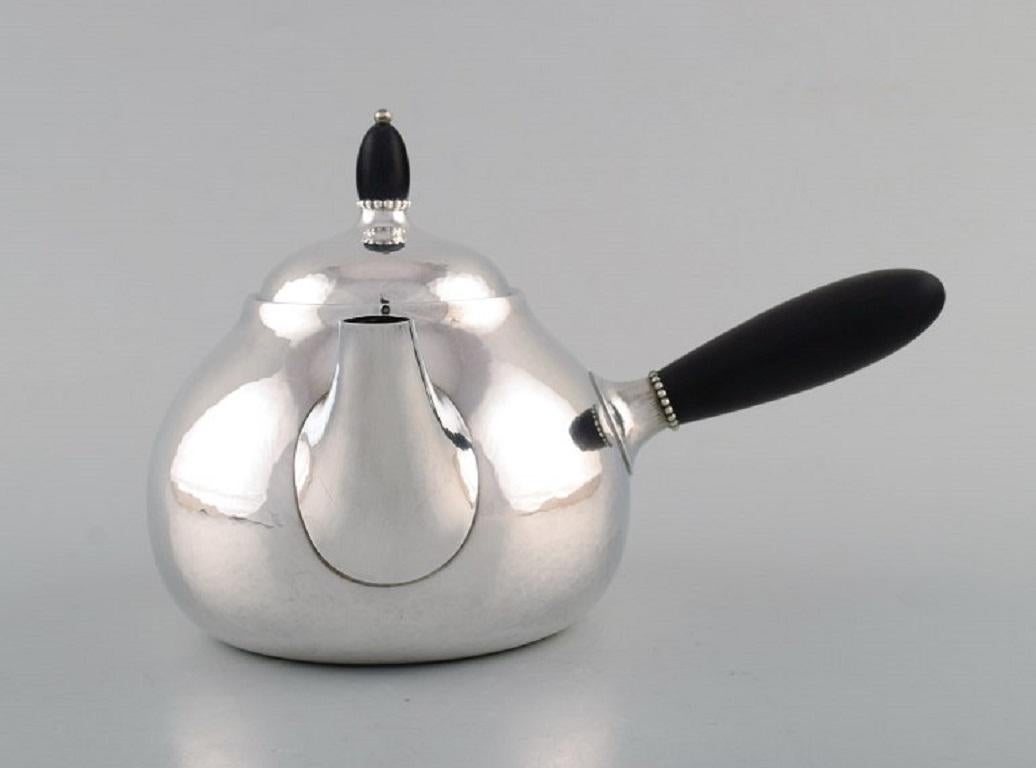 Jugendstil-Teekanne und Milchkrug aus Sterlingsilber von Georg Jensen (Art nouveau) im Angebot