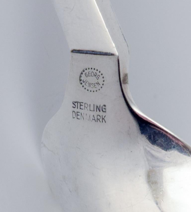 Georg Jensen Beaded. Large tea spoon in sterling silver.  In Excellent Condition For Sale In Copenhagen, DK