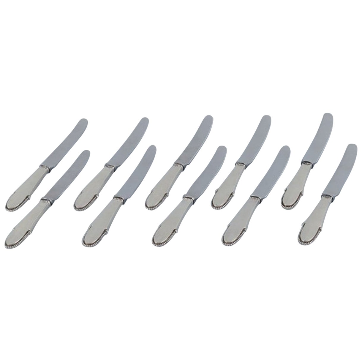 Georg Jensen Perlen. Set von zehn Obstmessern aus Sterlingsilber.