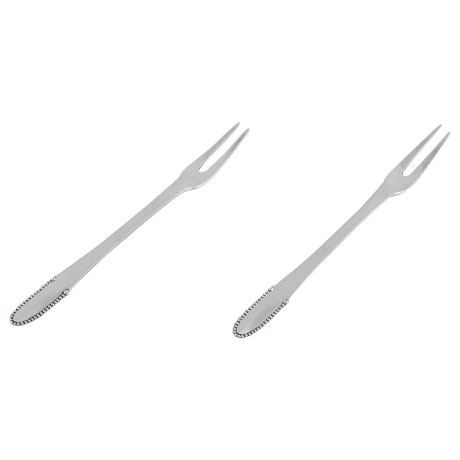 Georg Jensen perles Deux fourchettes à viande en argent 830, 1915-1930 en vente