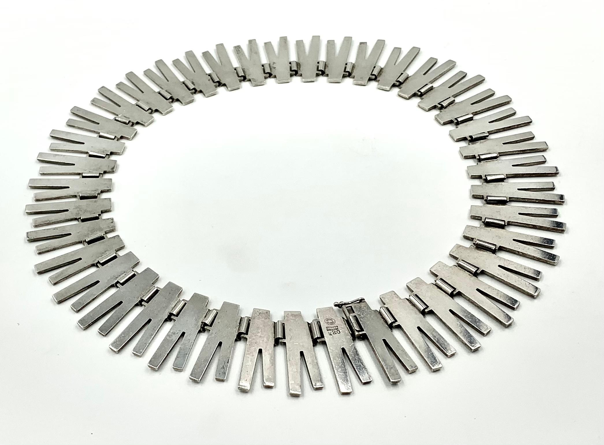 Georg Jensen Bente Bonne Silver, Enamel Necklace, Bracelet, Earrings Set, 1960s For Sale 5