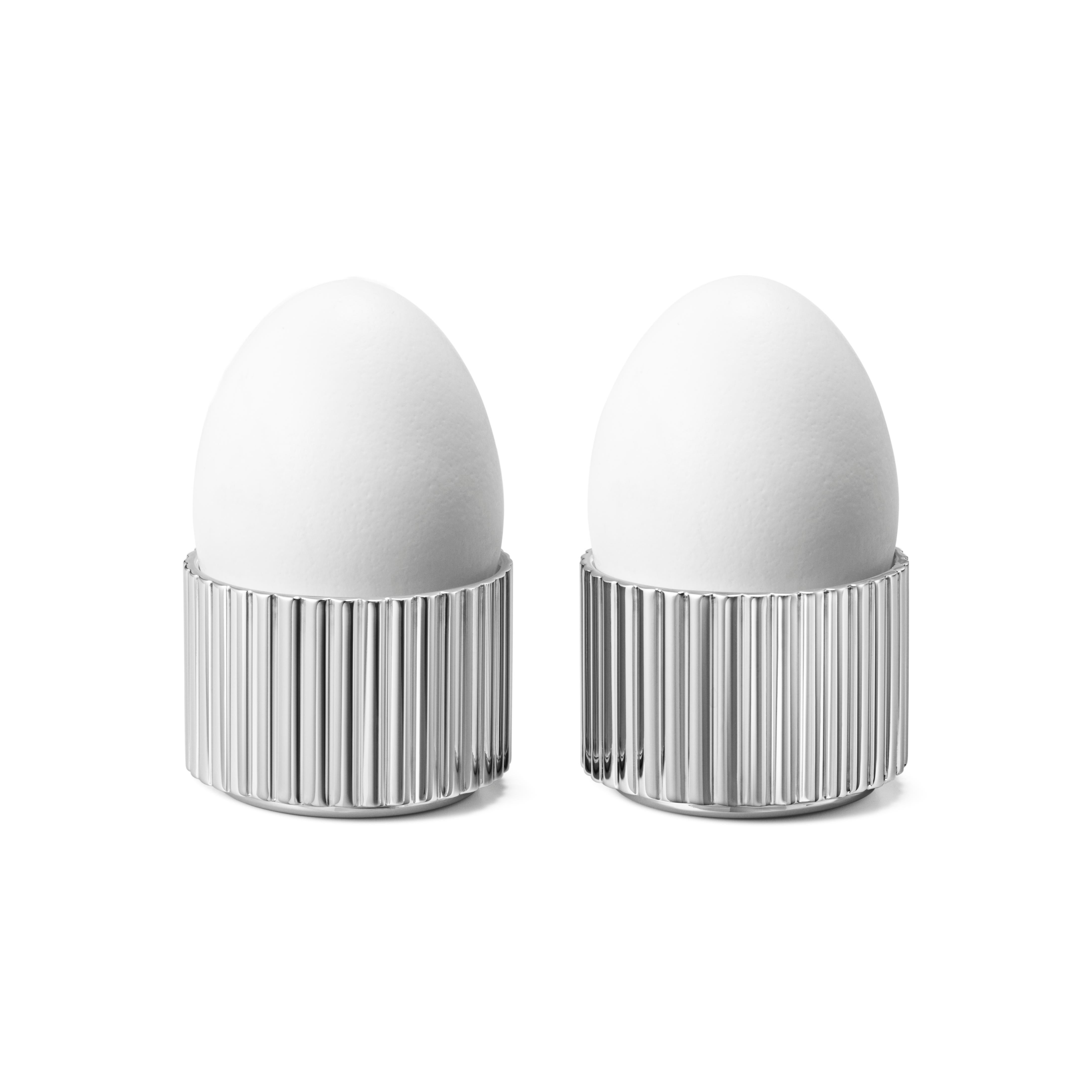 Bring a touch of timeless elegance to your table with the Bernadotte egg cup set. Inspired by riffled lines from the Art Deco period of the 1930s, the Bernadotte collection was originally launched in 1938 and designed by Swedish Prince Sigvard
