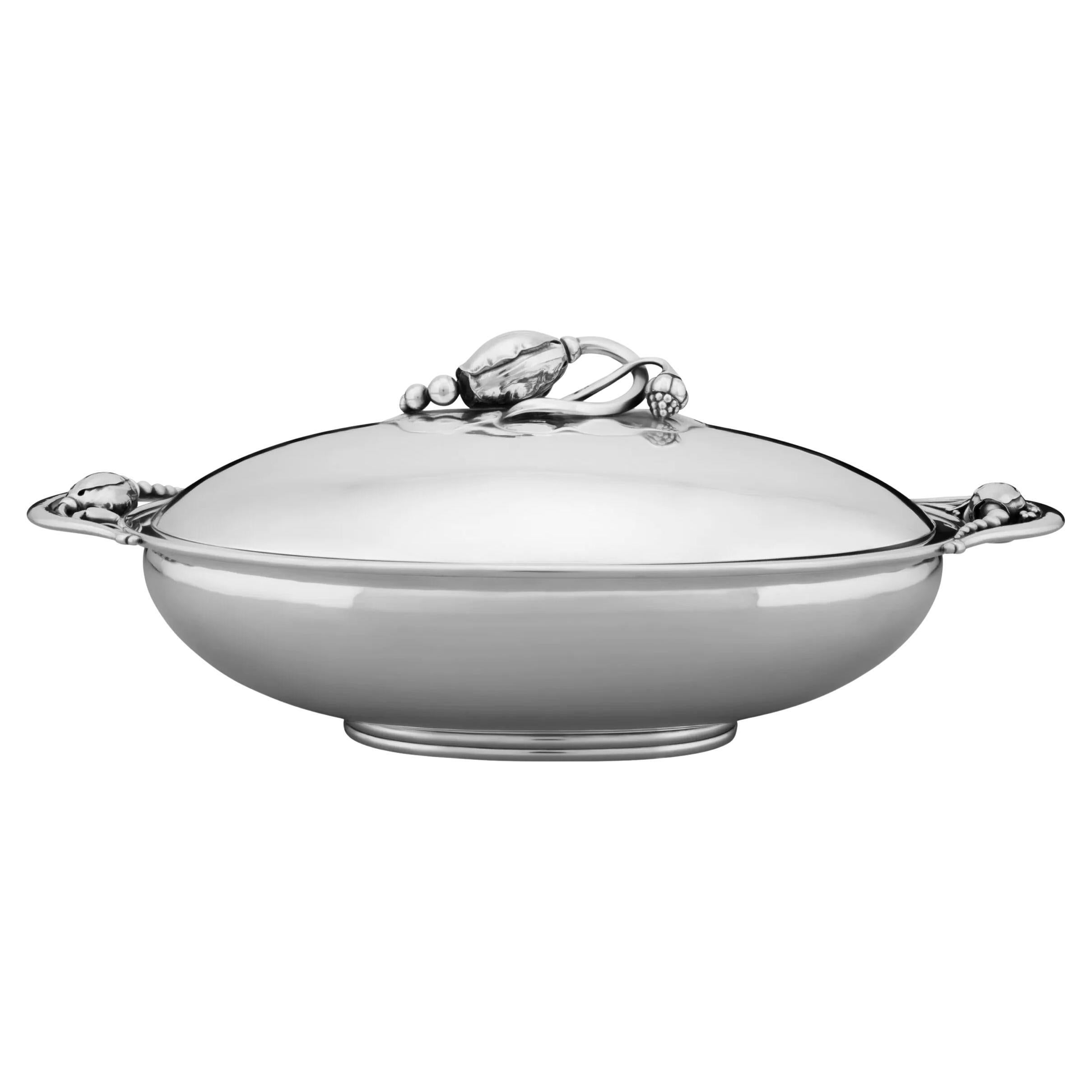 Georg Jensen Zuppiera ovale con coperchio in argento sterling Blossom 2C