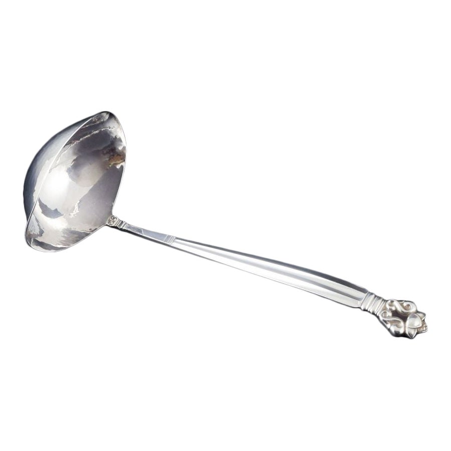 Georg Jensen. Butter sauce ladle in the “Acorn” pattern. Sterling silver. in vendita