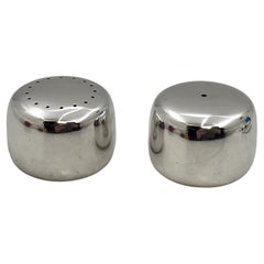 Georg Jensen by Koppel Pareja de saleros y pimenteros de plata de ley Mediados de siglo