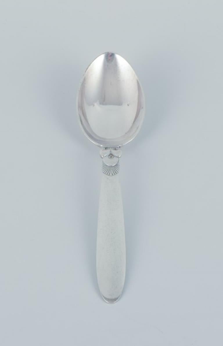 Art Déco Cactus di Georg Jensen. Un set da pranzo per sei persone in argento sterling. in vendita