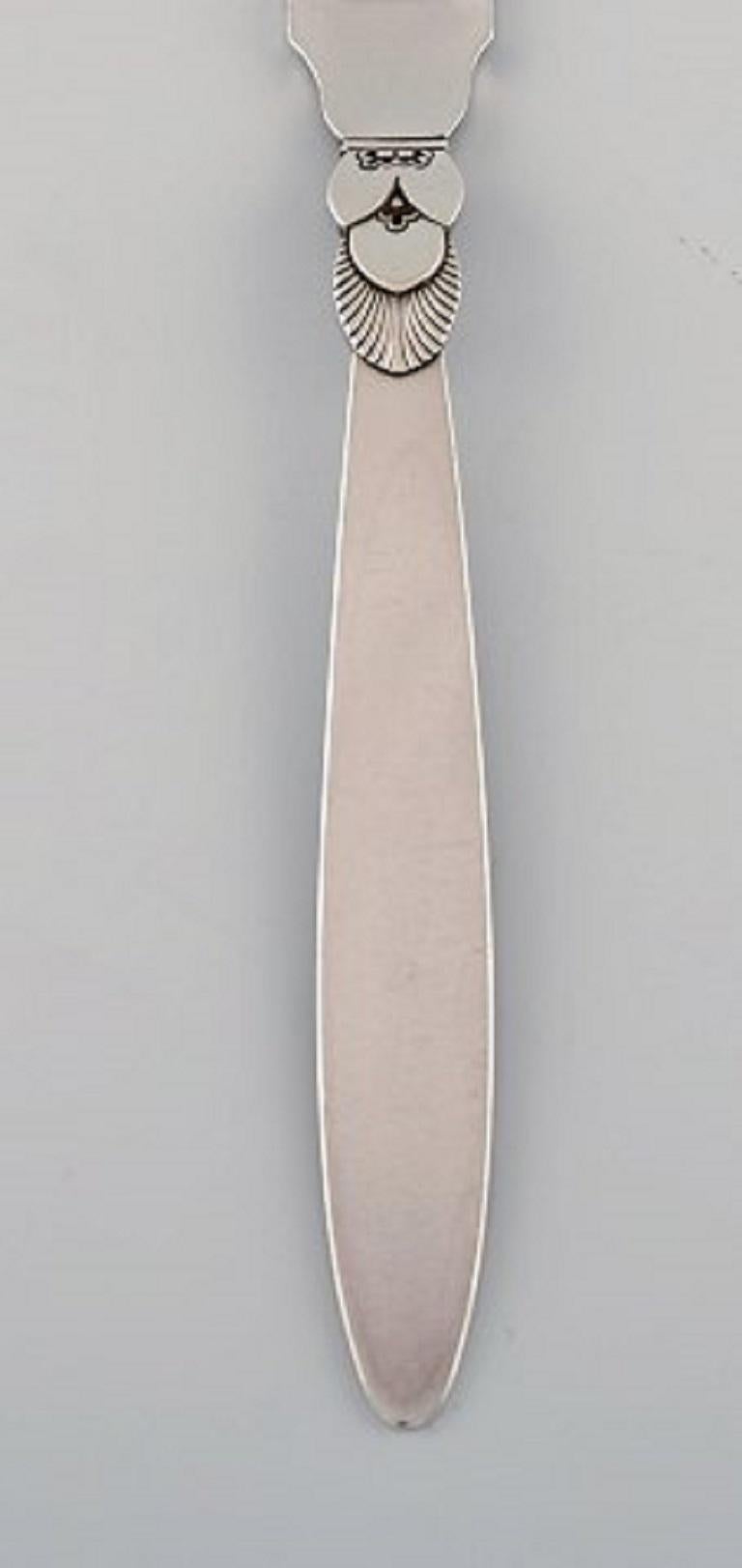Fourchette à viande en forme de cactus Georg Jensen en argent sterling.
Concepteur : Gundorph Albertus.
Mesures : 19.8 cm.
Estampillé.
En très bon état.