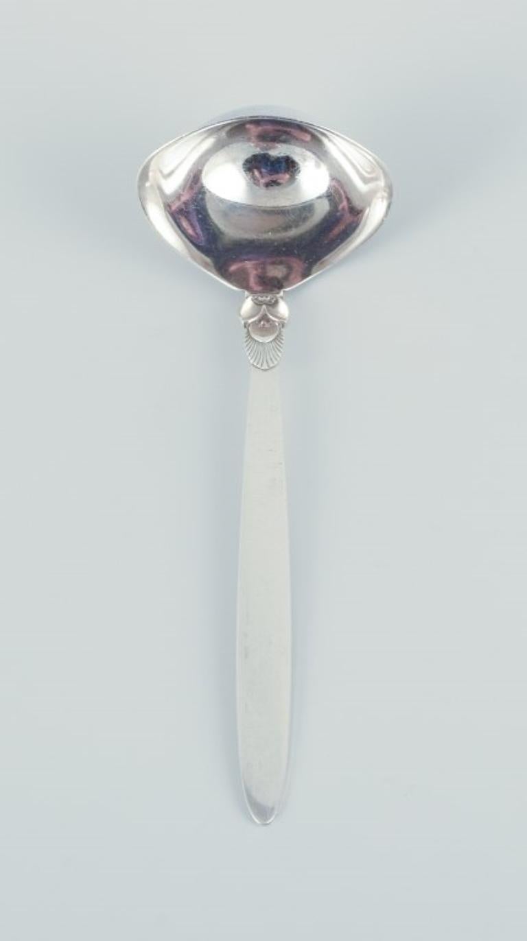 Georg Jensen Cactus. Sauce spoon in sterling silver.
Hallmarked after 1944.
In perfect condition.
Dimensions: Length 18.5 cm.