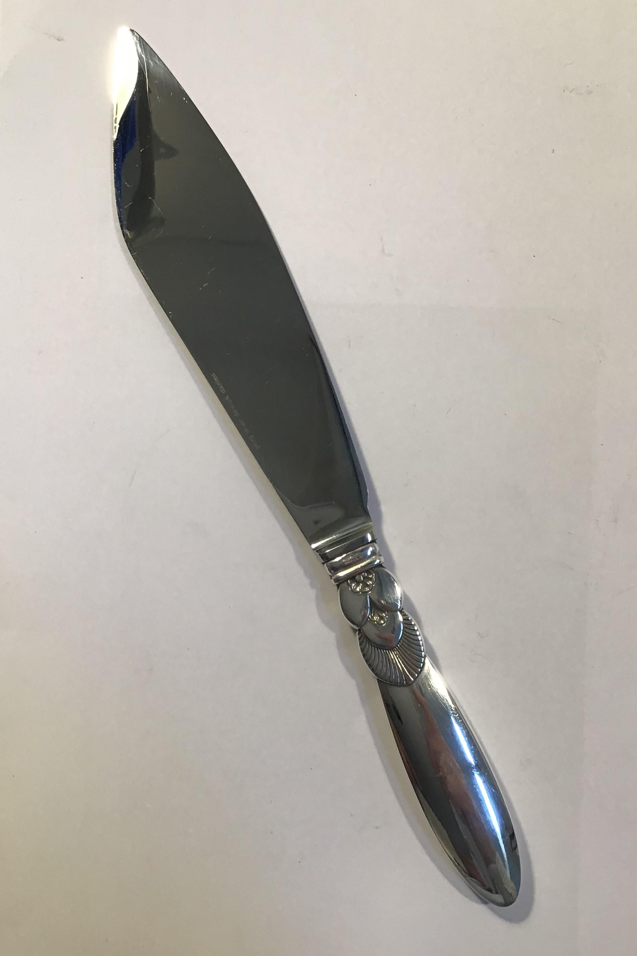 Georg Jensen cactus sterling silver cake knife no 196. Measures 26.2 cm (10 1/2