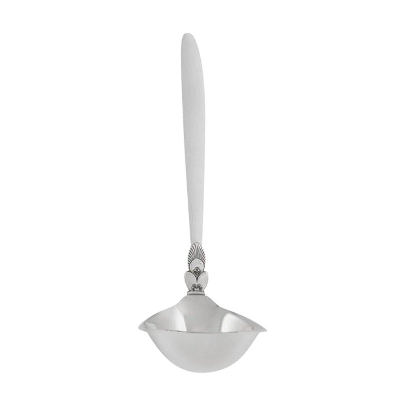 Louche à sauce Cactus en argent sterling avec manche incurvé 155 de Georg Jensen