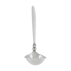 Louche à sauce Cactus en argent sterling avec manche incurvé 155 de Georg Jensen