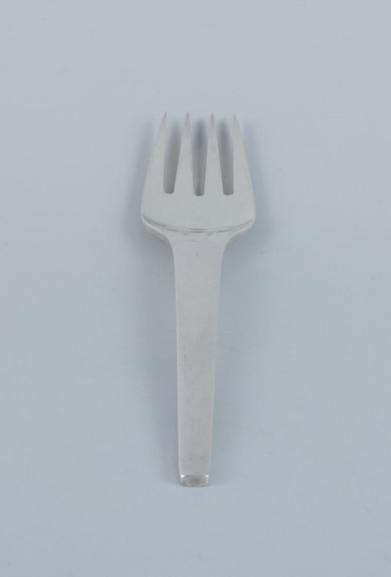 Georg Jensen Caravel, complete twelve-person dinner service in sterling silver In Excellent Condition In Copenhagen, DK