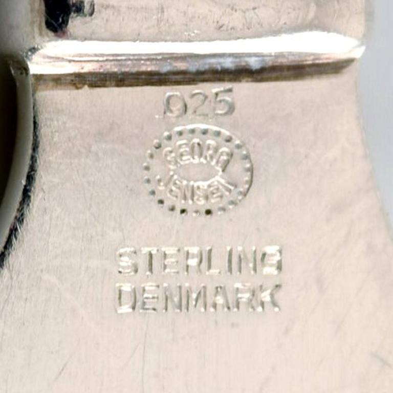 Georg Jensen, Cutlery, Scroll No. 22, Hammered Sterling Silver, Butter Knife In Excellent Condition In Copenhagen, DK