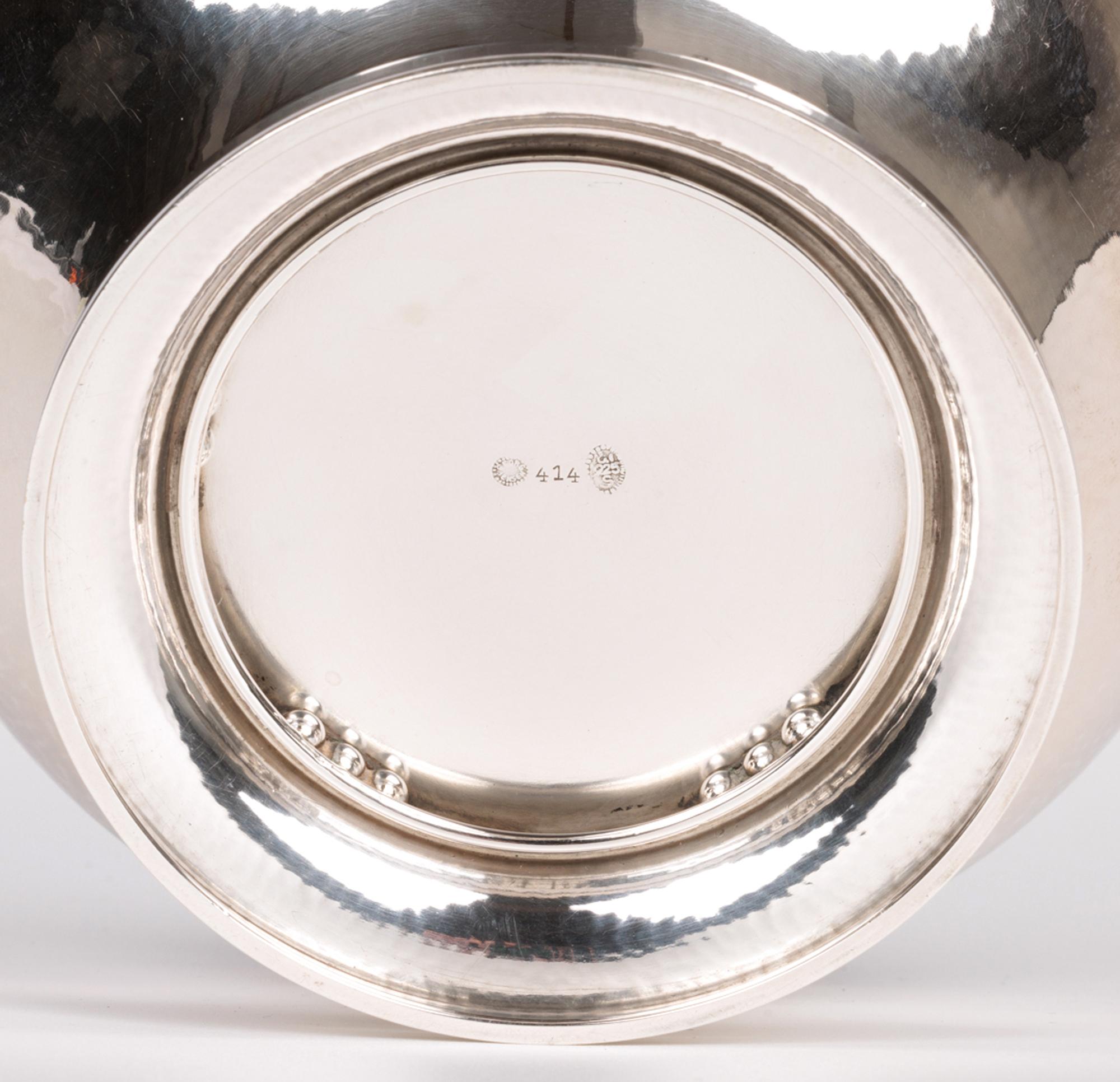 Georg Jensen Dänisches Silber Modell 414 Sockelschüssel im Angebot 11