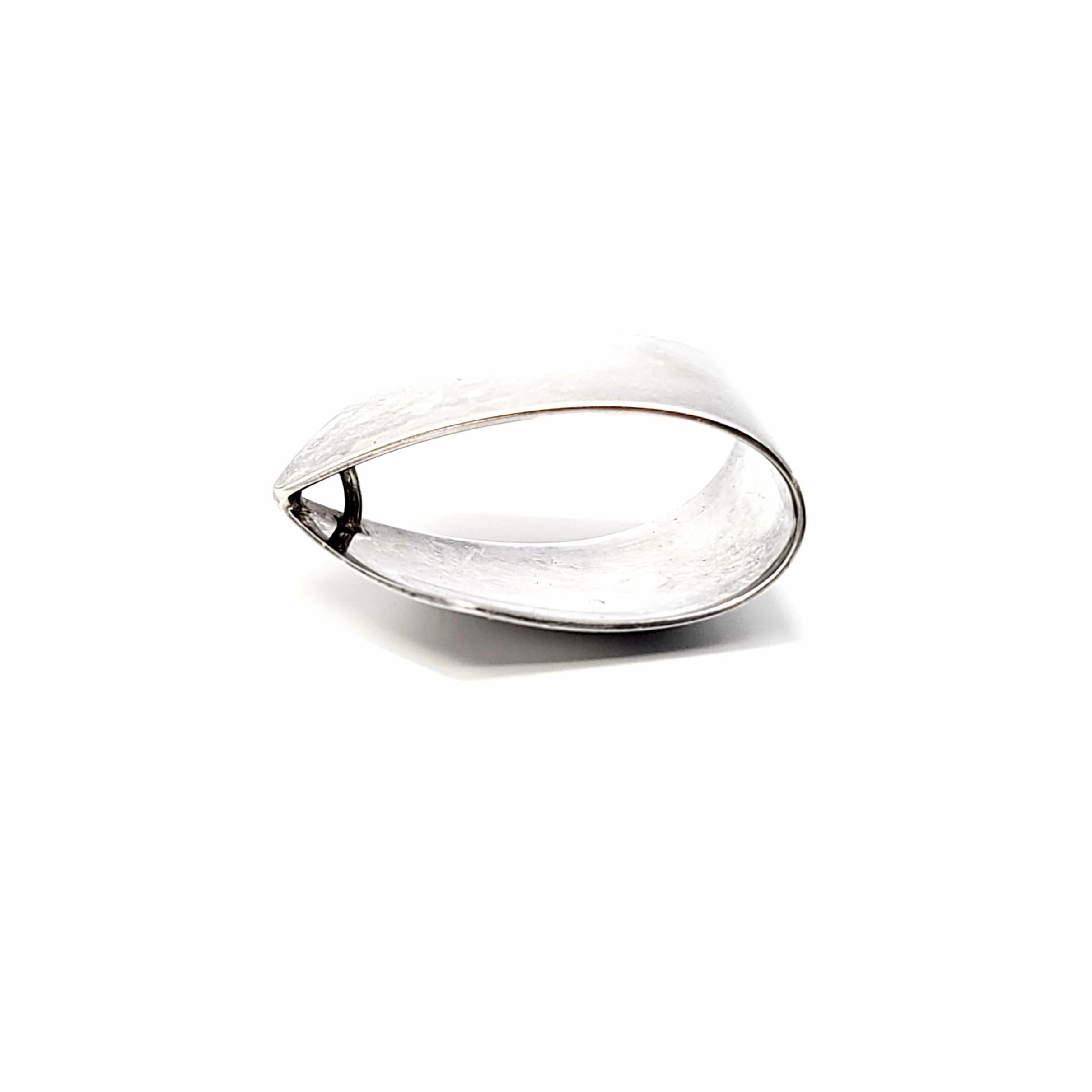 Donna Georg Jensen Denmark - Ciondolo piegato in argento sterling #231 in vendita
