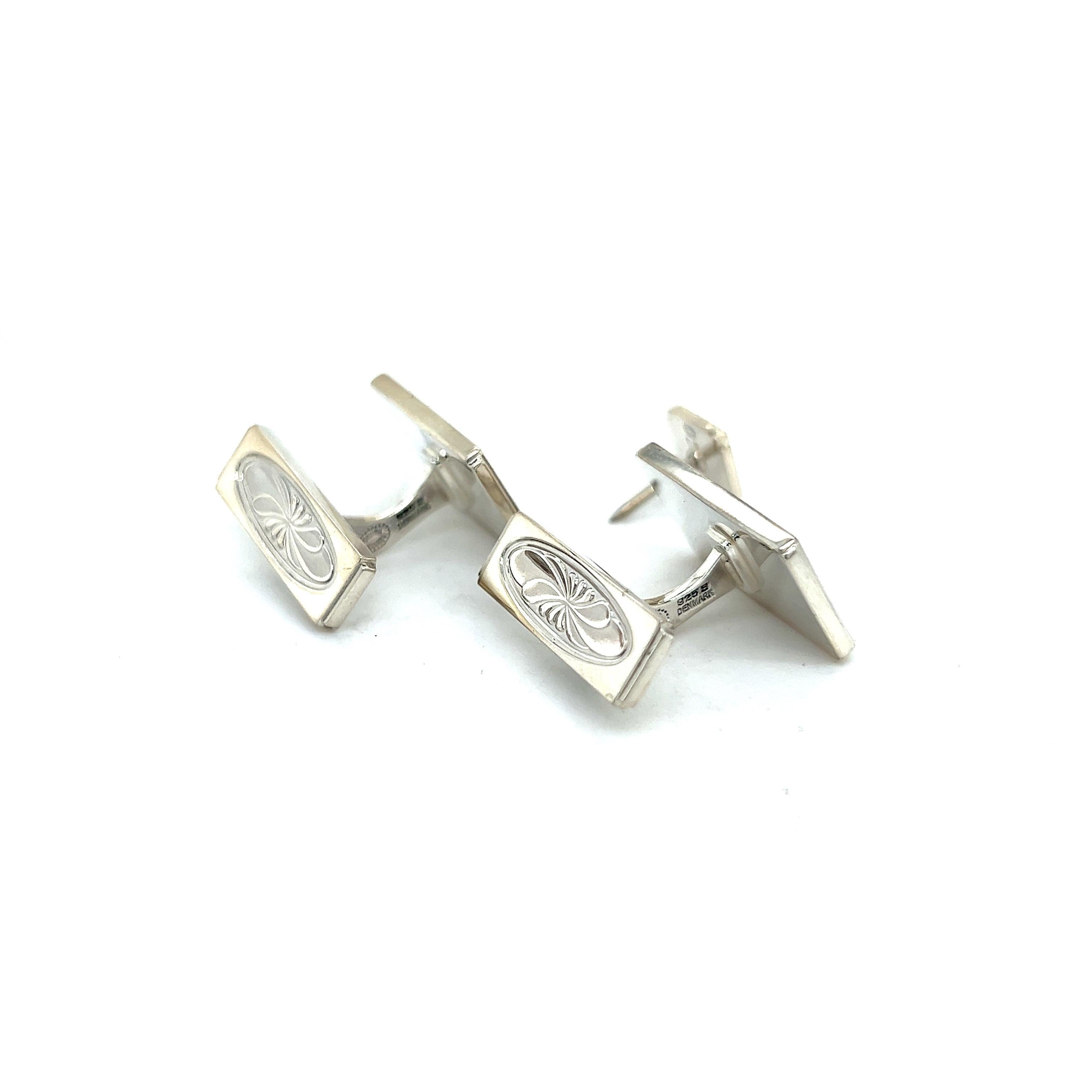 tie pin and cufflinks