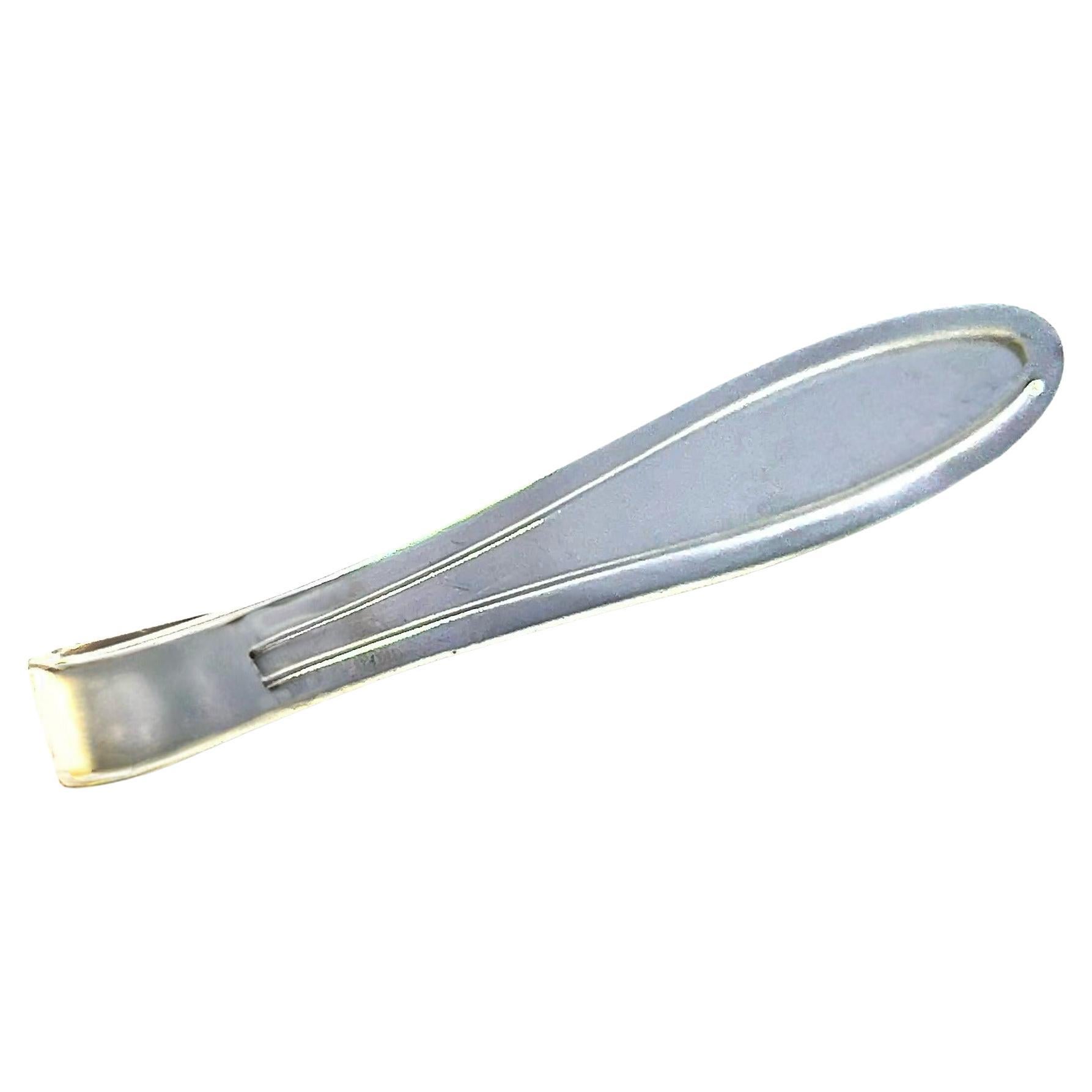 What is a tie pin called?