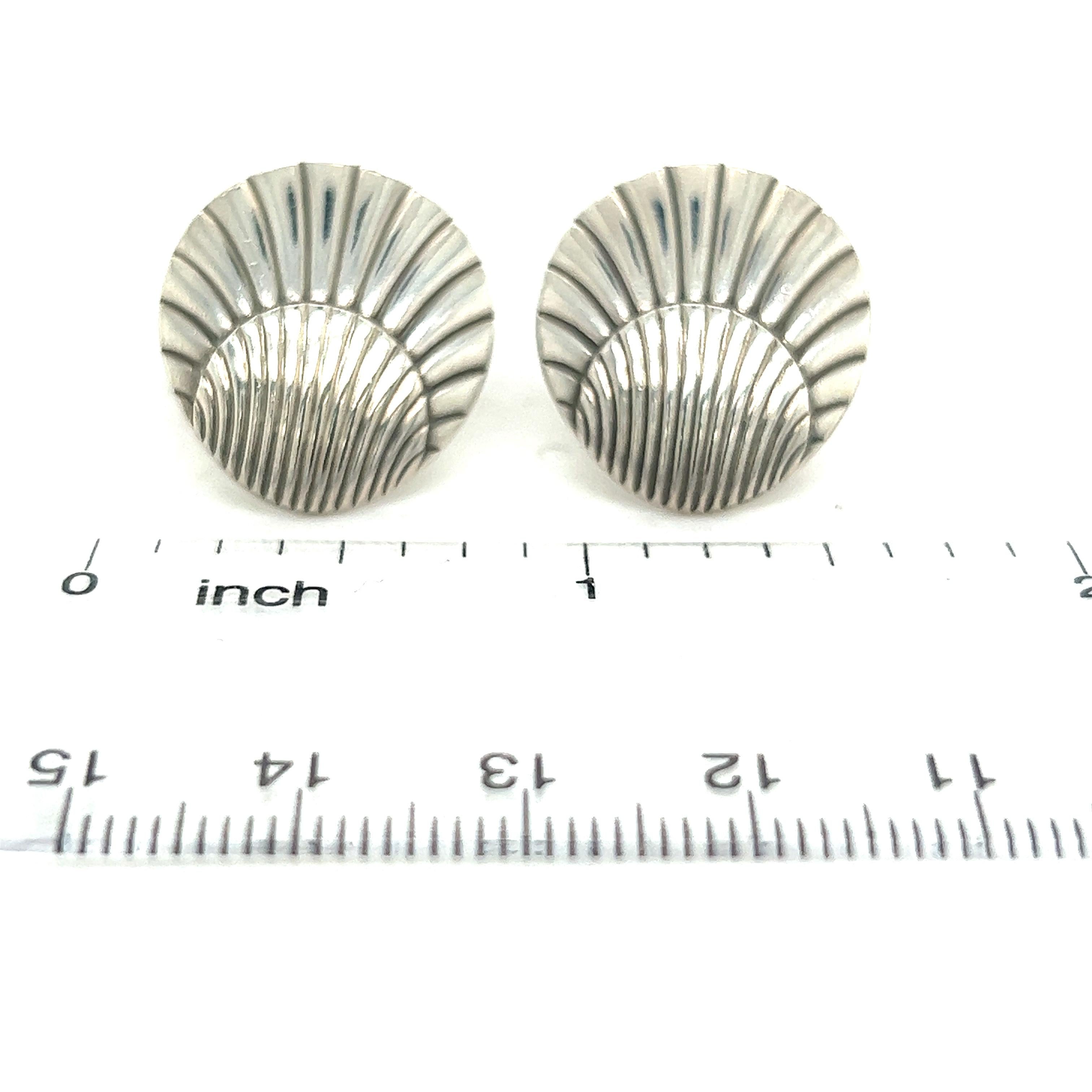 Georg Jensen Estate Seashell Cufflinks Silver In Good Condition For Sale In Brooklyn, NY
