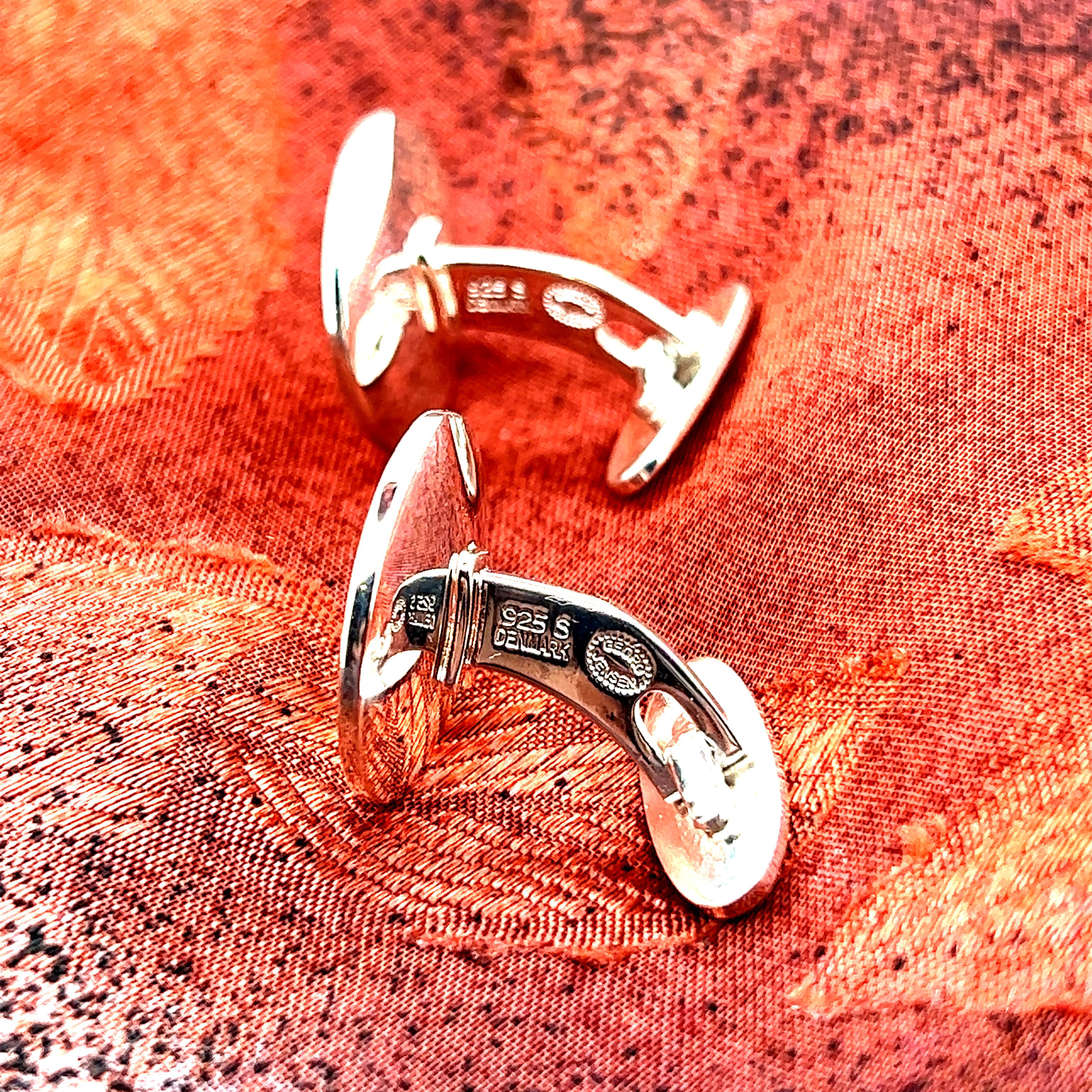 Georg Jensen Estate Sterling Silver Cufflinks 15.1 Grams GJ8

These elegant Authentic Georg Jensen Men's Cufflinks are made of sterling silver and have a weight of 15.1 grams.

TRUSTED SELLER SINCE 2002

PLEASE SEE OUR HUNDREDS OF POSITIVE FEEDBACKS