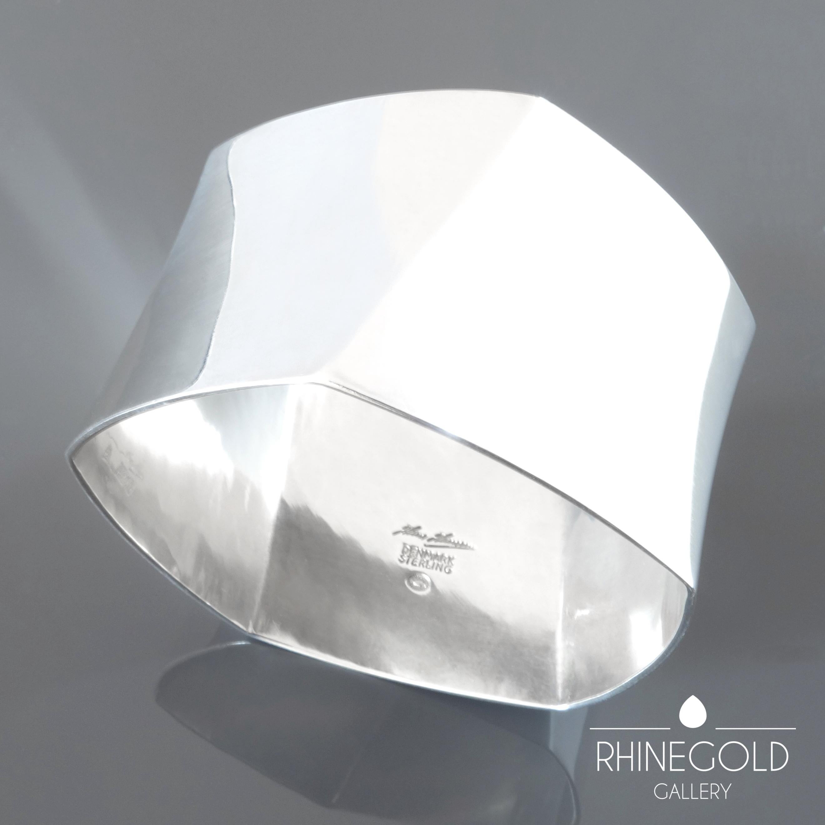 Georg Jensen Hans Hansen Modernist Pentagonal Silver Bangle In Good Condition For Sale In Dusseldorf, NRW