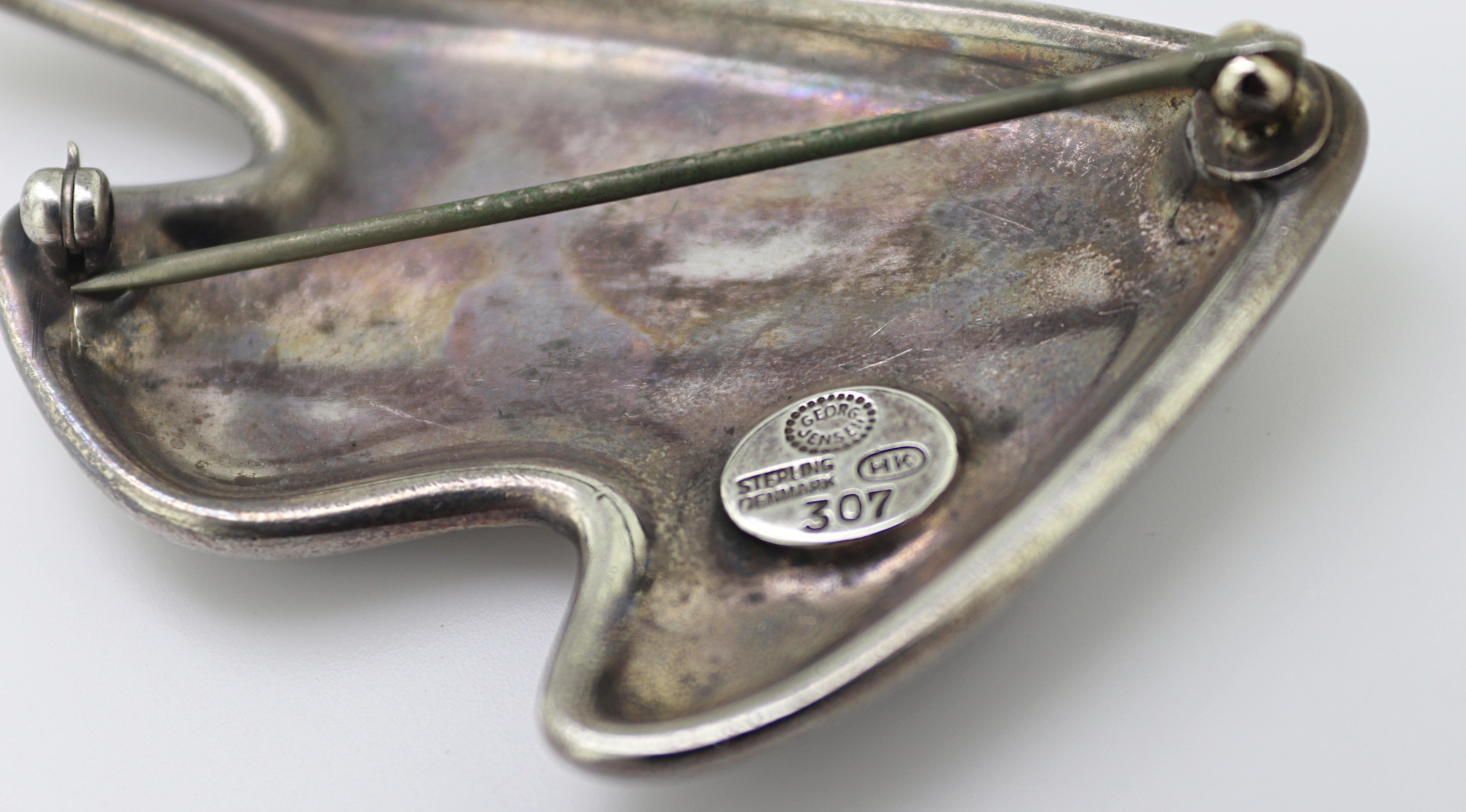 Georg Jensen Henning Koppel, #307, Enamel, Sterling Silver Brooch For Sale 2