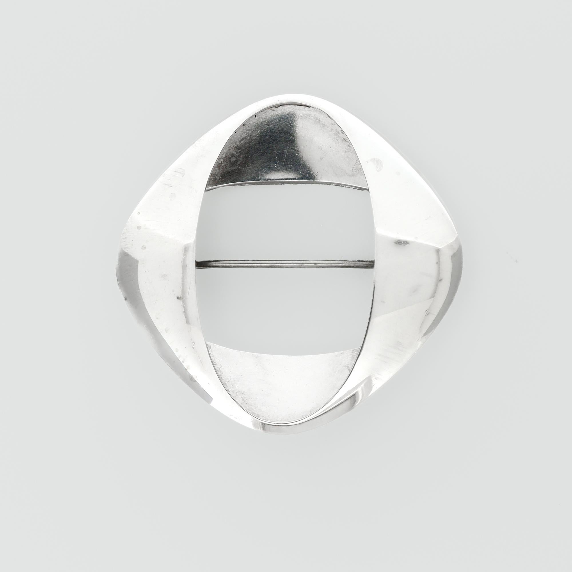 Femenino o masculino Georg Jensen Henning Koppel Broche danés moderno de plata de ley nº 368 en venta