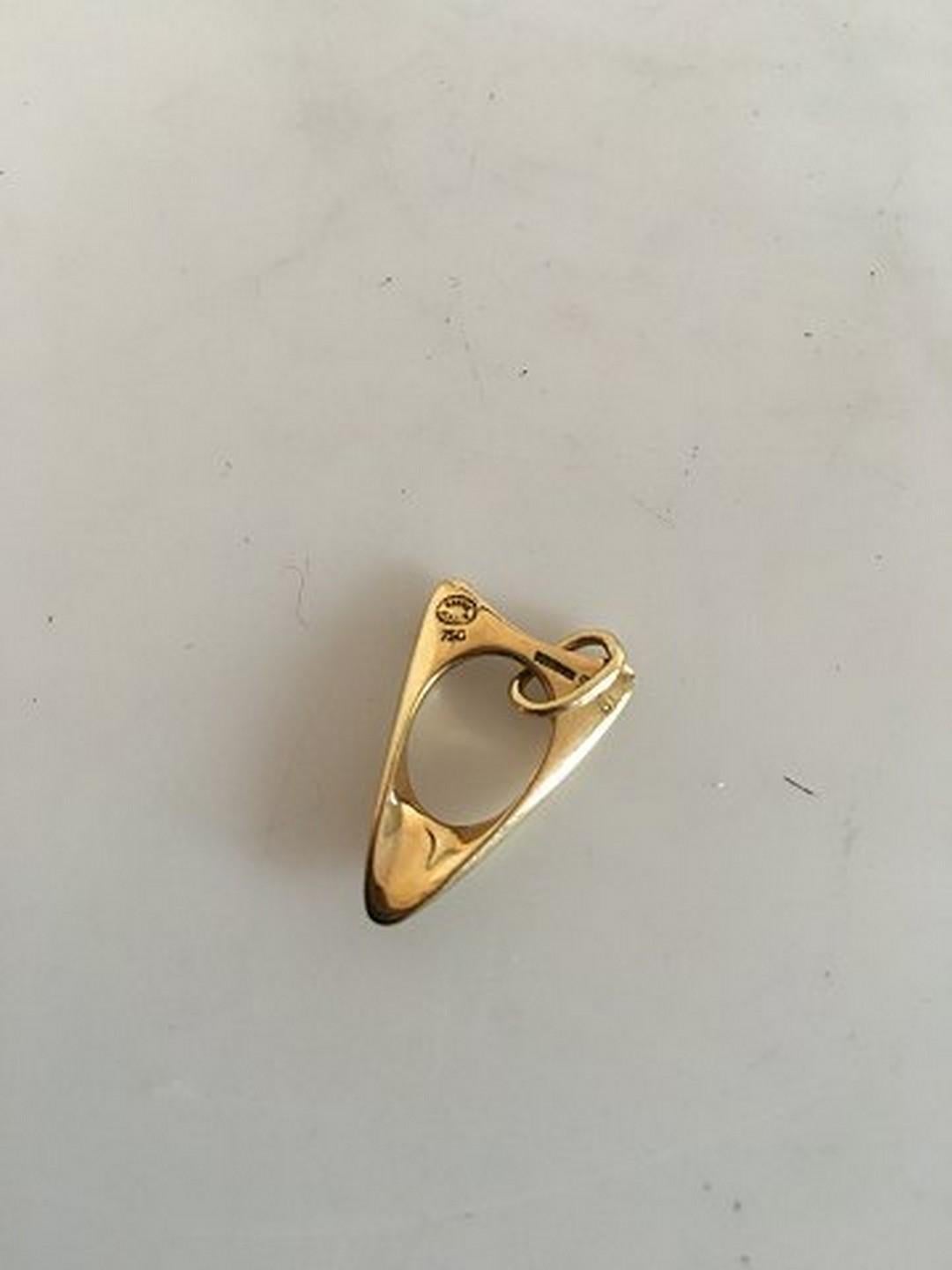 Georg Jensen Henning Koppel Gold Pendant in 18K No 935. Measures 2.2 cm / 0 55/64 in. Weighs 2.29 g / 0.08 oz.