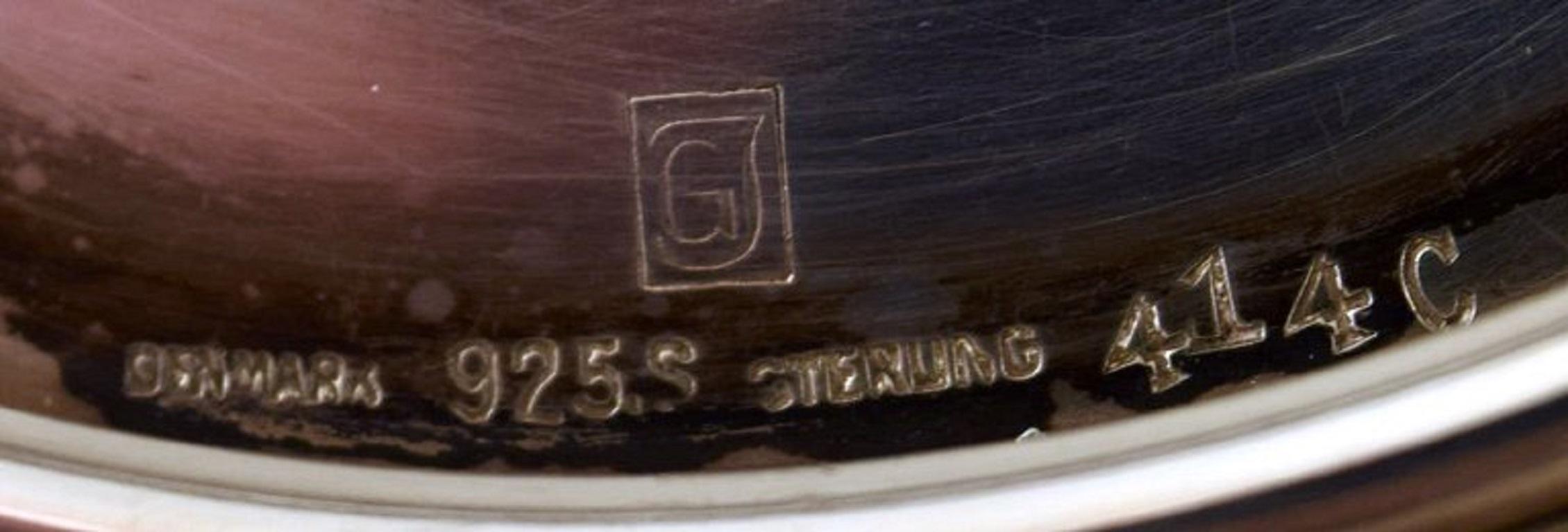 Große, perlenbesetzte Kompottschale aus Sterlingsilber mit durchbrochenem Rand von Georg Jensen im Angebot 1