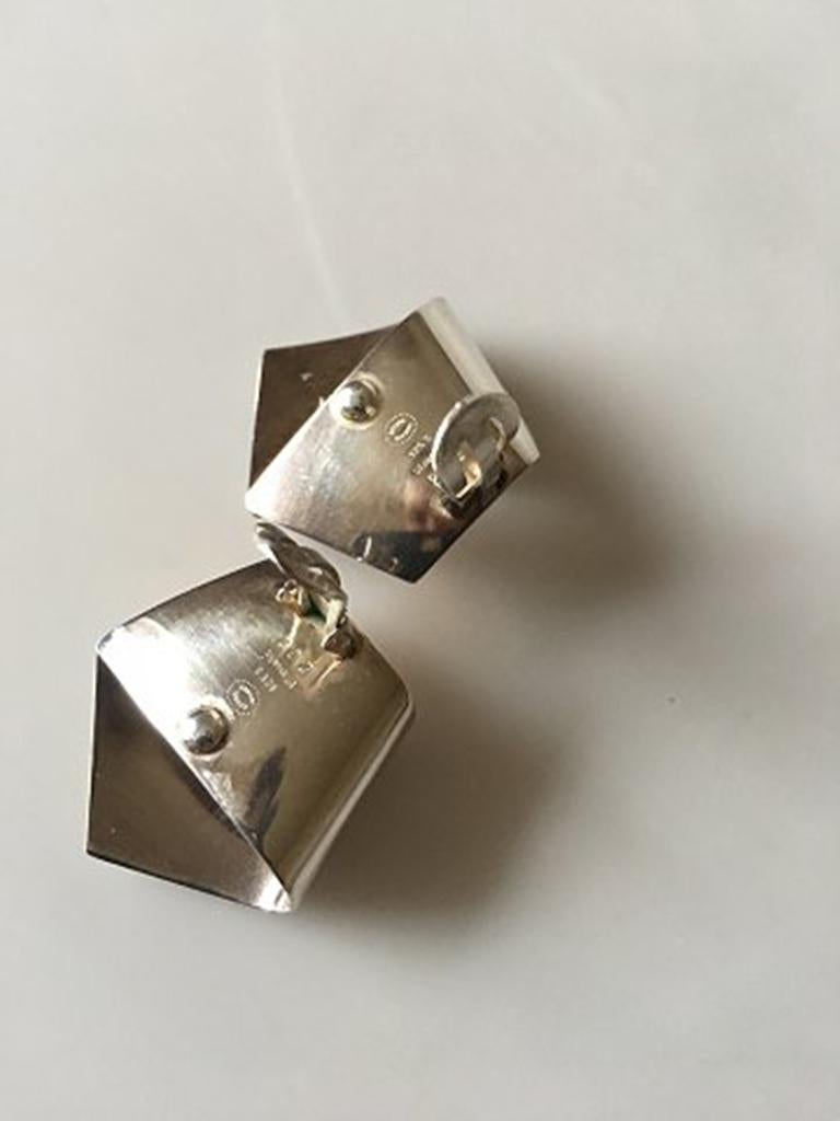 Georg Jensen Modern Sterling Silver Pentagon Shaped Earrings No 202. Measures 3 cm / 1 3/16 in. Combined weight of 15.1 g / 0.53 oz.